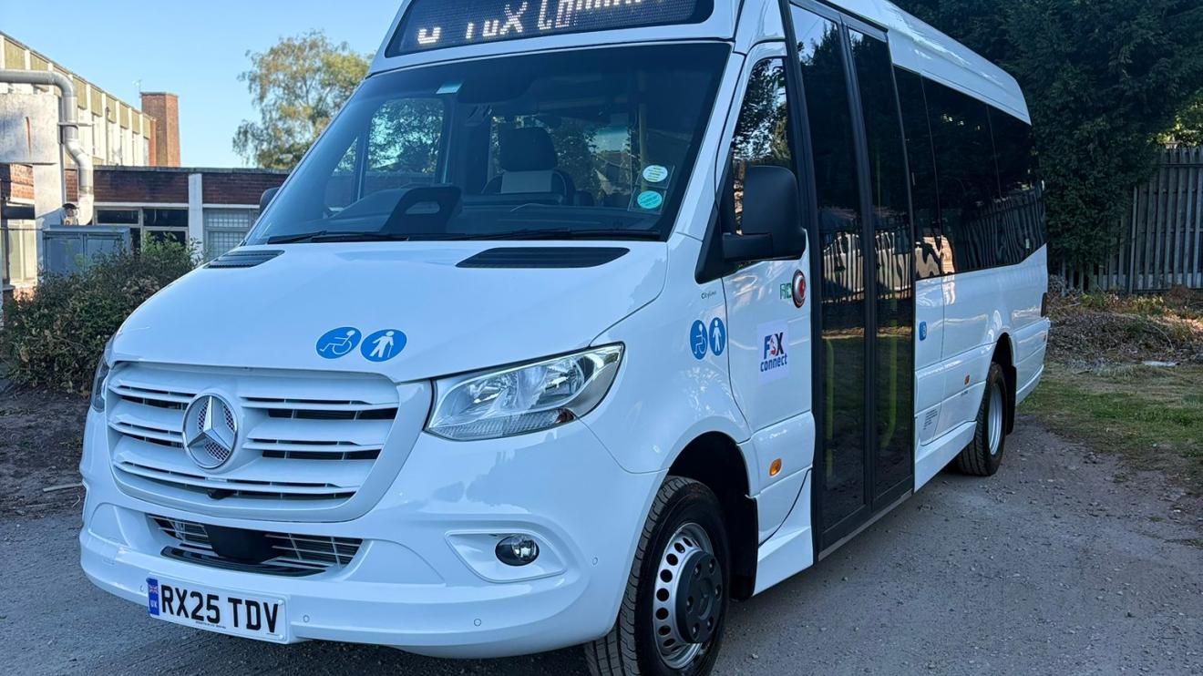 Foxconnect bus