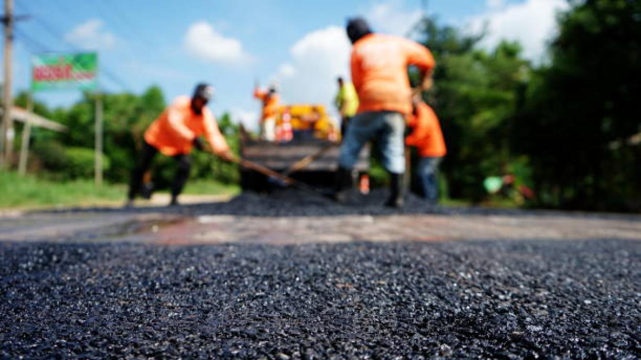 Employees working on the roads