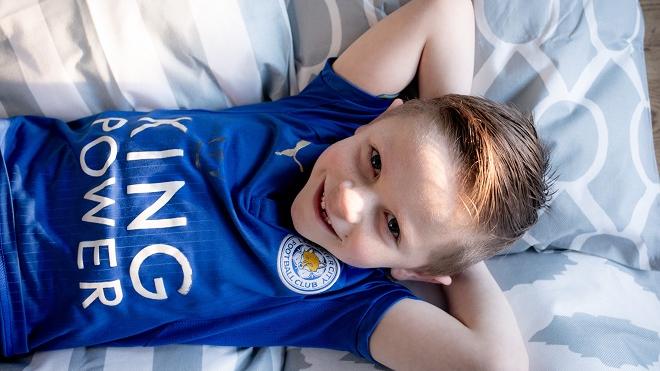 Boy in Leicester City top